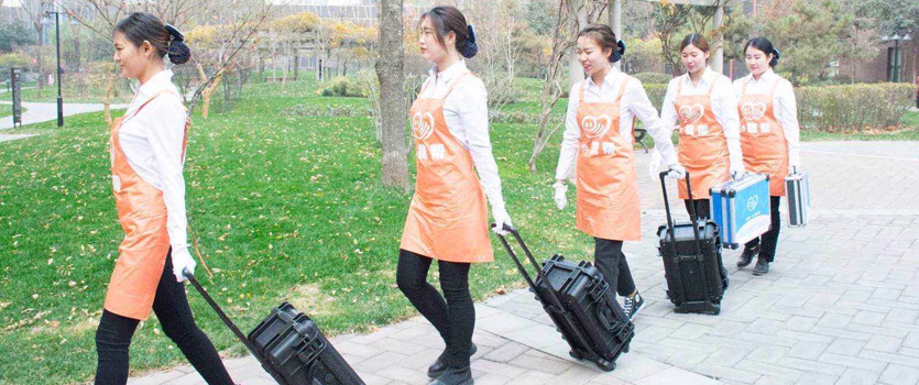 商務(wù)部：推動(dòng)建立家政信用體系 提高家政企業(yè)互聯(lián)網(wǎng)化